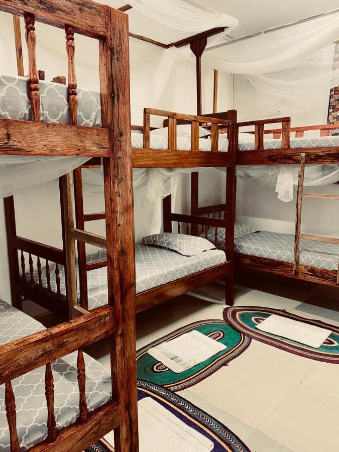 Zanzibar Sanaa Hostel מראה חיצוני תמונה