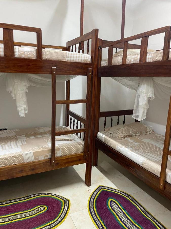 Zanzibar Sanaa Hostel מראה חיצוני תמונה