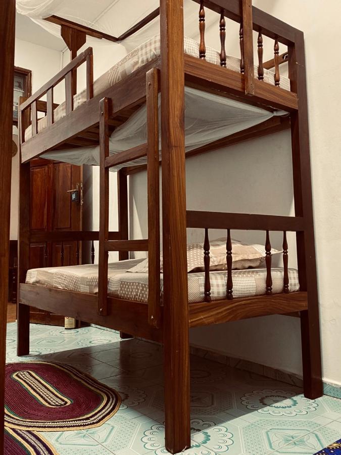 Zanzibar Sanaa Hostel מראה חיצוני תמונה
