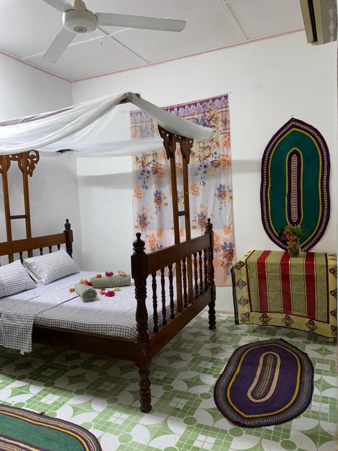 Zanzibar Sanaa Hostel מראה חיצוני תמונה