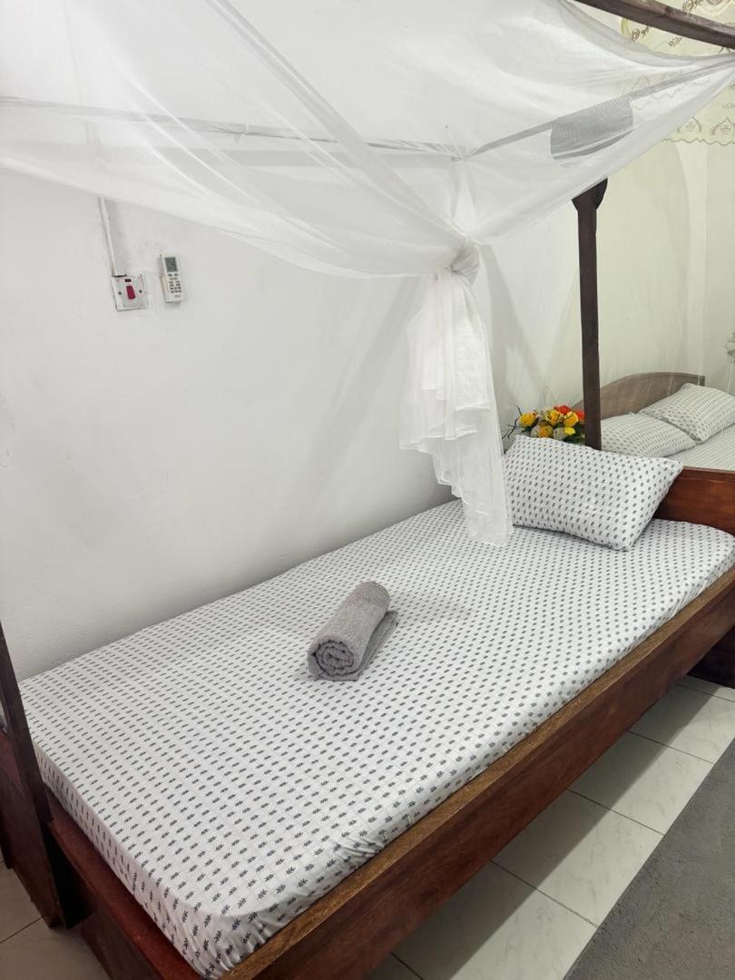 Zanzibar Sanaa Hostel מראה חיצוני תמונה